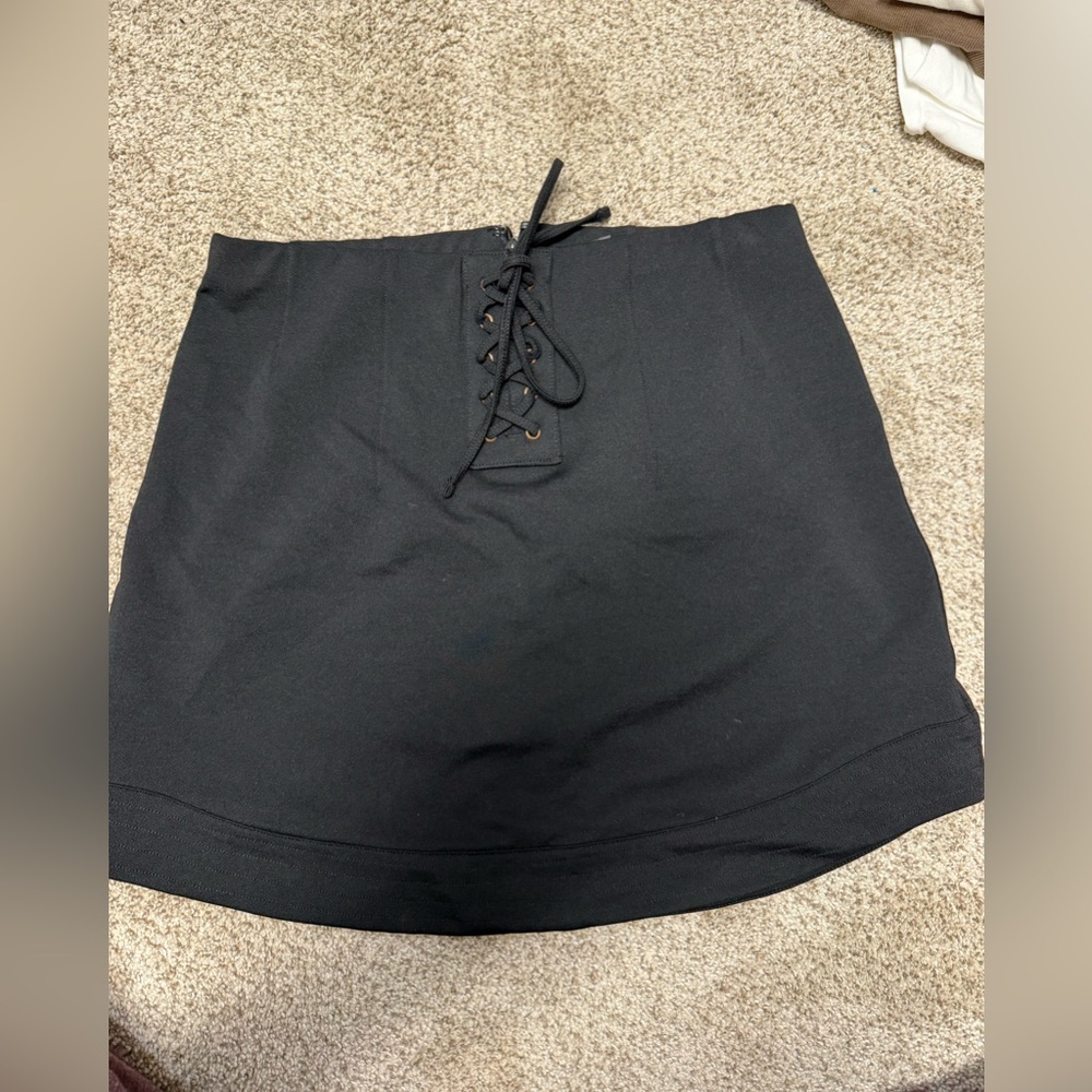 Express mini skirt